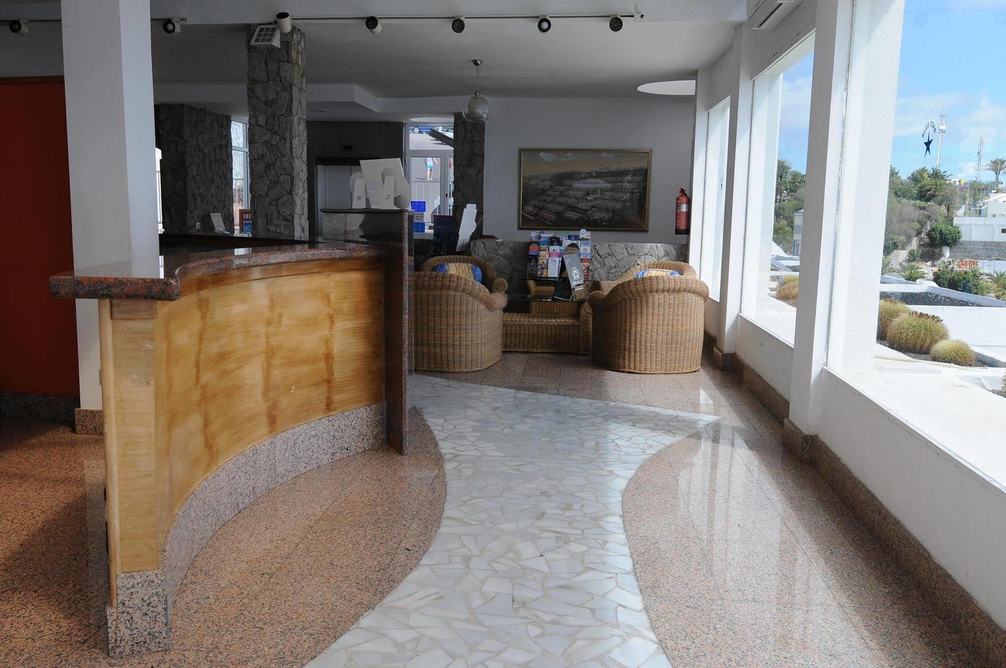 Apartamentos Blue Star Puerto Rico  Bagian luar foto